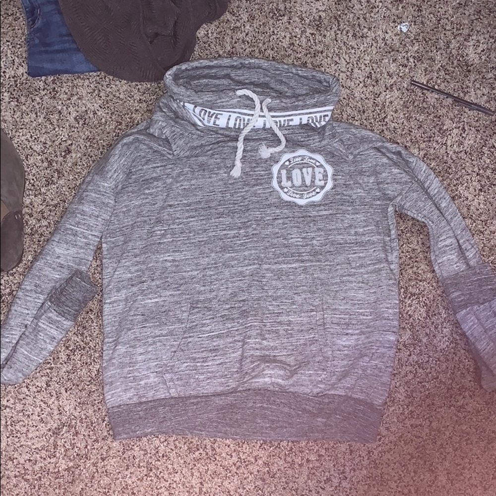 Grey sweatshirt